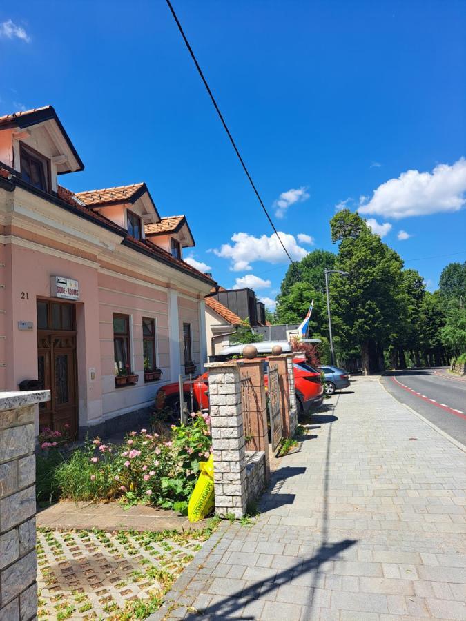פוסטוינה Rooms Cehovin מראה חיצוני תמונה
