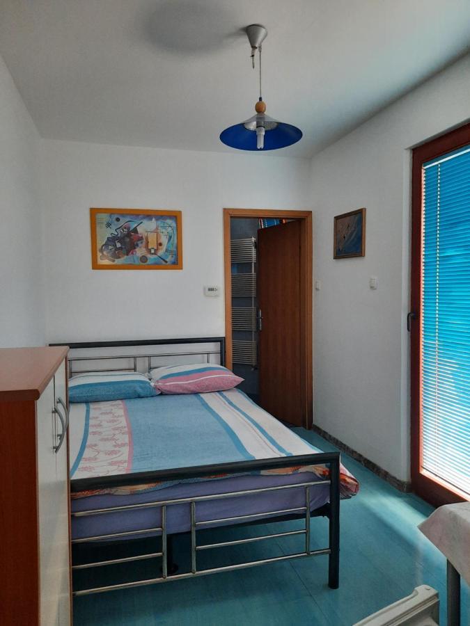 פוסטוינה Rooms Cehovin מראה חיצוני תמונה
